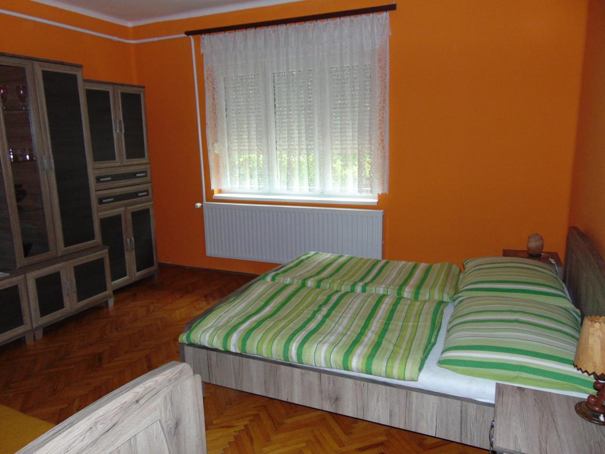 Szekely Apartman 巴拉顿菲赖德 外观 照片